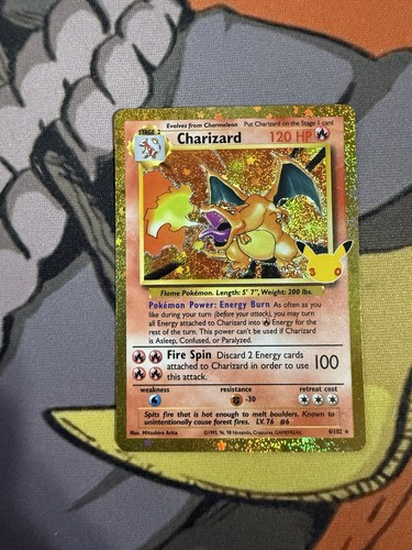 Pokémon charizard 102 base - 4/102,